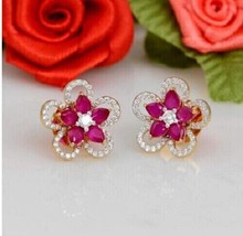 2.00Ct Pear Cut Pink Ruby Diamond Flower Stud Earring In 14K Yellow Gold Finish - £126.28 GBP
