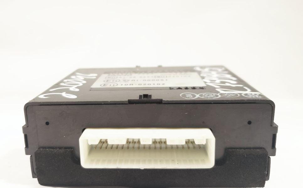 Theft Control Module PN: 89730-24040 OEM 2002 2003 2004 2005 Lexus SC430 Item image 4