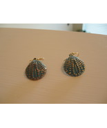 Metal oyster shell earrings with gold ear wire - £11.82 GBP