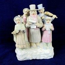 Vintage Christmas Carolers Wind Up Musical Music Box Holiday Dreaming of a White - $24.25