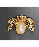 Avon Brooch Pin Butterfly Moth Faux Pearl Gold Tone - $25.38 CAD
