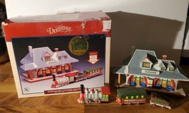 Lemax Dickensvale Collectibles Porcelain Lighted Train Station Hills Exclusive  - £35.19 GBP