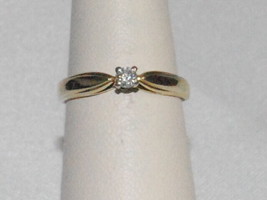 14k Yellow Gold Ring With A Solitaire .10CT  Natural Diamond ( Ring Size 6.25 ) - $247.44