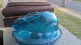  FENTON  Blue Aqua  Glass Covered Bunny Dish  - £39.32 GBP