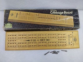 PARTS ONLY...Vintage 1974 Wooden Cribbage Board 1503 E.S Lowe A Milton B... - $8.91