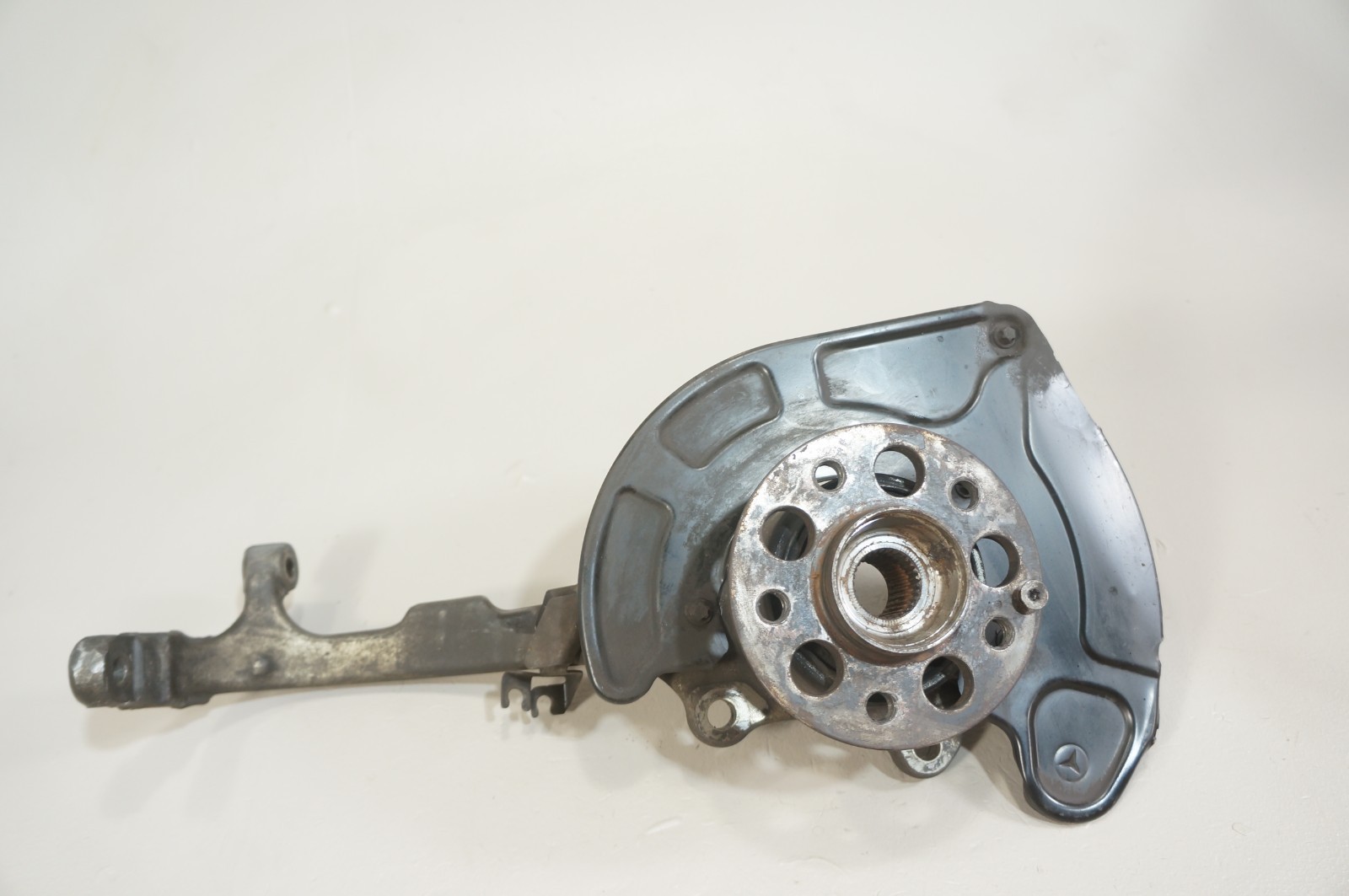 07-13 mercedes w221 s550 cl550 4MATIC front right wheel carrier spindle knuckle Item image 2