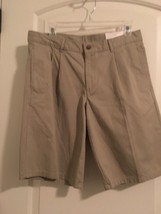 Izod Husky Boys Pleated Front Shorts Zip Pockets Khaki Size 16 - £25.96 GBP