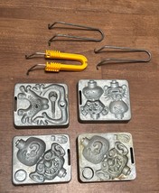 Lot of 4 1965 Mattel Creepy Crawler Metal Mold Plates With 3 handles - £39.96 GBP