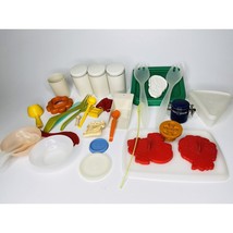 Vintage Tupperware Gadgets Party Favors Hostess Gifts 34 PCs Kitchen  - £16.28 GBP