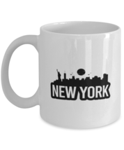 New York Bold Skyline, white Coffee Mug, Coffee Cup 11oz. Model 60087  - £15.97 GBP