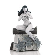 Terry Dodson Art SIGNED Bettie Page Dynamite / Sideshow LE B&amp;W Statue #1... - $5,644.84 MXN