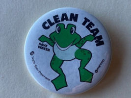 Vintage Seattle Water Department Clean Team Save Water Frog Pinback Pin ... - £4.59 GBP