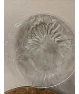 KIG Indonesia Clear Textured Glass Hibiscus Blossom 10&quot; Dinner Plate Set... - $29.95