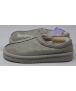 Women&#39;s Amira Suede Clog Slippers - Stars Above Metallic Gold SIZE 5 NWT - $14.84