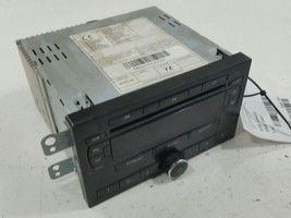 Audio Equipment Radio Am-fm-stereo-cassette-cd Player 04-08 SUZUKI FOREN... - £35.94 GBP