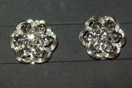 Kramer earrings Vintage Signed Silver Clip On Rhinestone 7 Stone EUC 1&quot; ... - £7.19 GBP