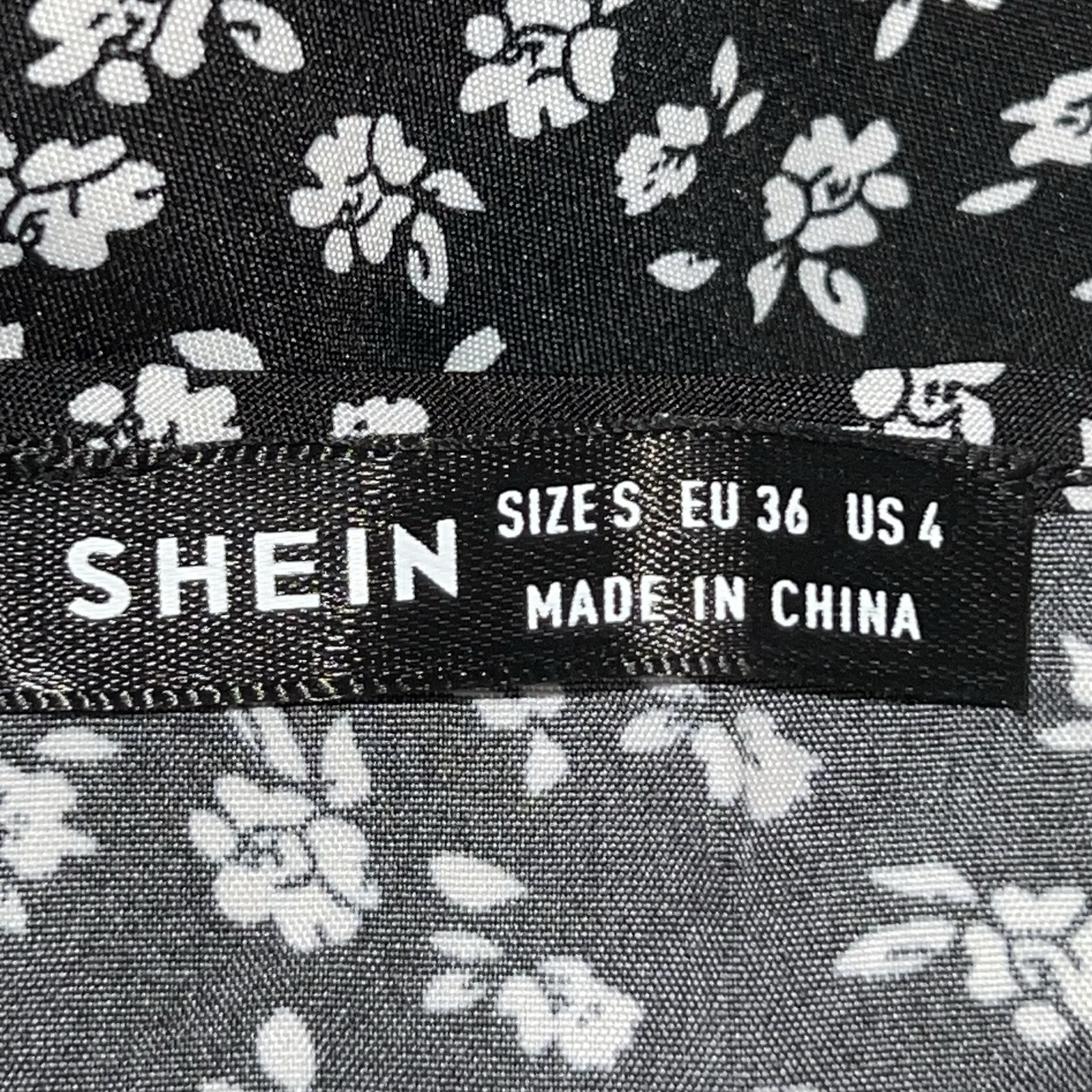 SHEIN Women's Privé Ruffle Trim Ditsy Floral Print Dress Black Size S - NEW Item image 6