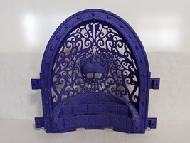 Monster High Freaky Fusion Catacombs Backdrop Wall Replacement Part Purple - $9.70