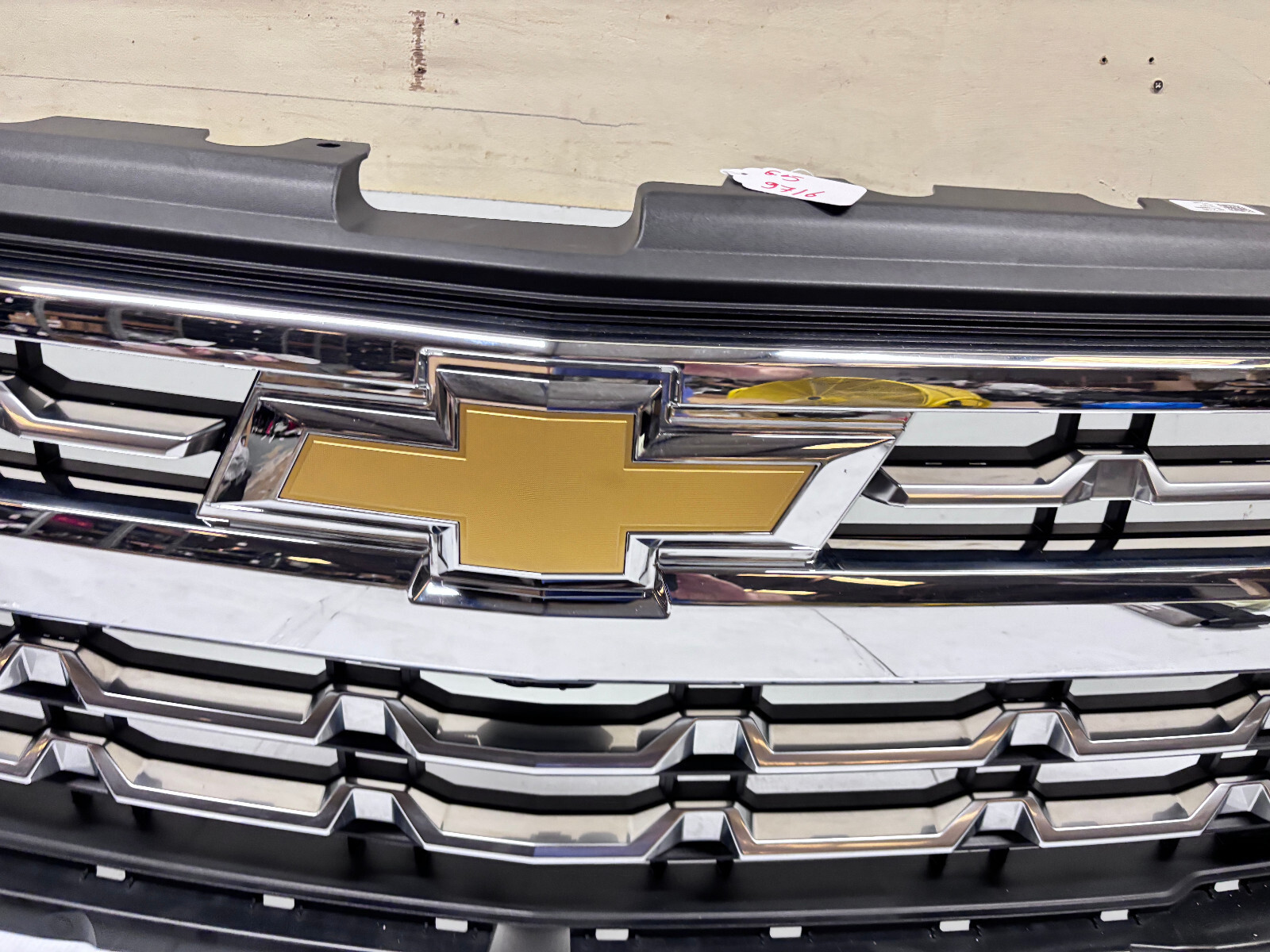 85642139 2022 2023 2024 2025 CHEVY SILVERADO 1500 LTZ CHROME FRONT OEM GRILLE Item image 7