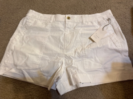 A New Day 18 Cotton Canvas Shorts NWT White High Rise - $16.69
