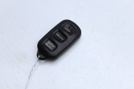 03-08 TOYOTA MATRIX KEY FOB Q3432 image 3