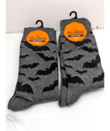 Lot of 2 Happy Halloween Comfy Men&#39;s Crew Socks Bats Black Gray Shoe Siz... - $13.52 CAD