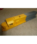MTH O Scale Sample Yellow Gray Diesel Locomotive Body Shell 15.75&quot; Long - €33,41 EUR
