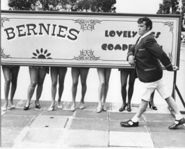 Tommy original 1975 8x10 photo Oliver Reed judges lovely legs competition - £16.40 GBP