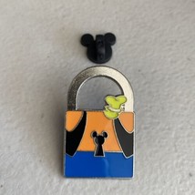 Goofy Lock Padlock Pin Disney 97133 PWP Limited Release - $5.93