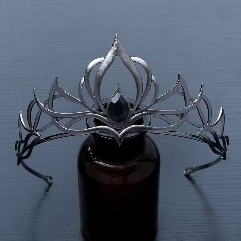 Gothic Black Flame Crown Tiara – Dark Elven Headpiece for Cosplay, LARP Item image 3