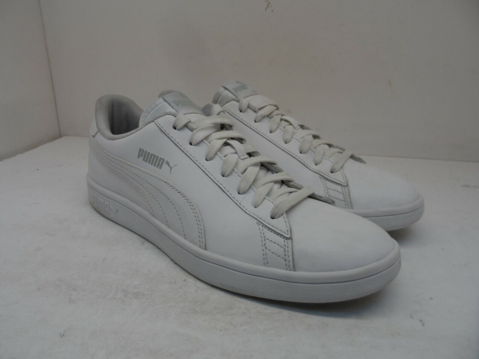 PUMA Men&#39;s Smash v2 Athletic Casual Sneakers 365215-07 White Leather Siz... - $35.62