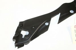 2008-2011 MERCEDES BENZ C300 FRONT LEFT UPPER HEADLIGHT PROTECT COVER J9642 image 3
