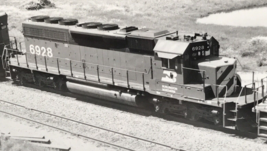 Burlington Northern Railroad BN #6928 SD40-2 Electromotive Photo Coon Cr... - $9.49