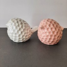 Bird Figurines Set of 2 Ceramic White Pink 4.5&quot; Home Garden Decor Accents - £8.78 GBP