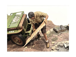 &quot;4X4 Mechanic&quot; Figure 8 with Board Accessory for 1/18 Scale Models by American D - £15.97 GBP