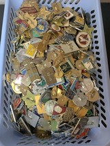 Lot Of 15 Vintage Collectible USSR Lenin, VLKSM, Cities, Cartoons And Ot... - $99.56 MXN