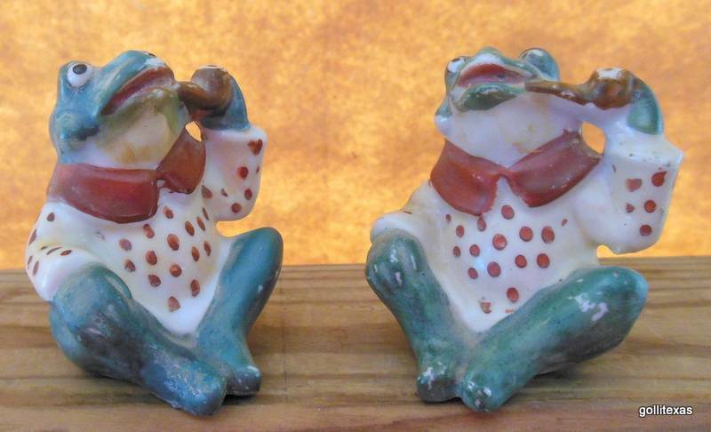 Primary image for Vintage Frog with Pipe Salt and Pepper Shaker Set Japan 3"
