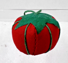 Older Very Tiny Small Tomatoe Sewing Pincushion 1 1/4 x 7/8 Inch - $228.88 MXN