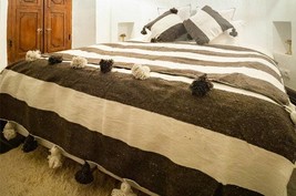 White Dark Gray blanket with pom poms | Moroccan blanket, handwoven throw,tassel - £117.72 GBP