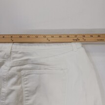Croft & Barrow RN#73277 Women's White Cotton Mini Stretch Denim Skort Size 12 image 9