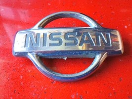 Genuine OEM Nissan 62890-2W300 Front Grille Emblem 1999-2001 Pathfinder - £17.01 GBP