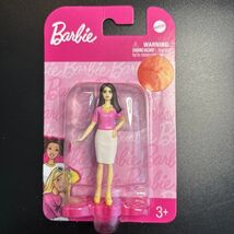 Legend Toys Mattel Barbie 3.5" Tall Lady w/White Skirt/Pink Top Cake Top... - $8.42
