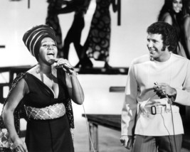 Aretha Franklin 1968 The Tom Jones Show 8x10 Photo with Tom singing - $7.99