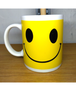 Smiley Faced Happy Emoji Coffee Tea Mug 8 Oz Size Unbranded - $12.14 CAD