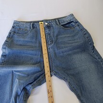 High Rise Women's Blue Cotton Blend Front Leg Frayed Denim Jeans Size XL (32×24) image 5