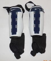 Nike Youth Soccer Shin Guards Size Large 4'7"-4'11" Blue White - $8.88