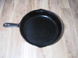 Vintage Unmarked Wagner no.8 - 10 1/4&quot; #8 Cast Iron Skillet Made In USA - £47.85 GBP