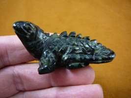 (Y-LIZ-CH-708) green black CHAMELEON LIZARD gemstone carving I love gem ... - £14.01 GBP