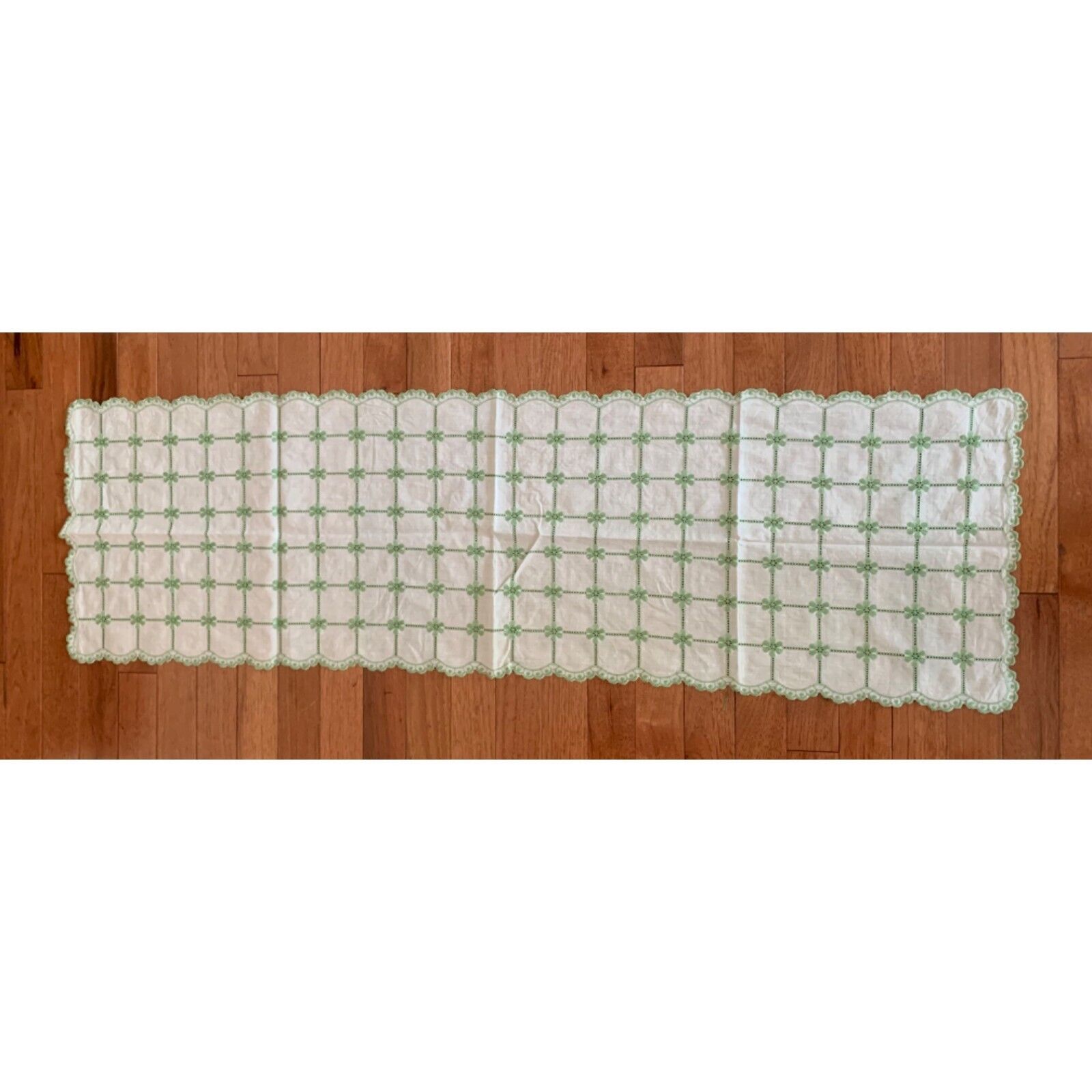 Handmade Floral Lace Table Runner 47&quot; X 14&quot; - White &amp; Green - For Fancy ... - $16.07