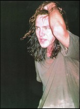 Pearl Jam Eddie Vedder live onstage 1994 Vs. Tour 8x11 color pinup photo print - £3.30 GBP